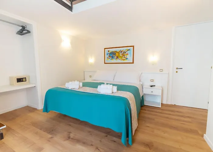 Cvm Mare Luna Penzion Maiori