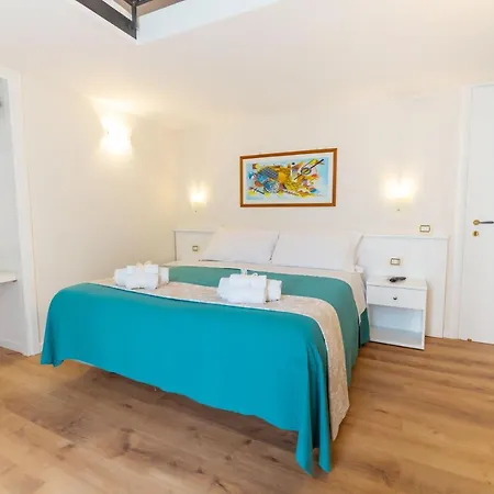 Cvm Mare Luna Konukevi Maiori