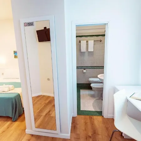 Cvm Mare Luna بيت ضيافة مايوري